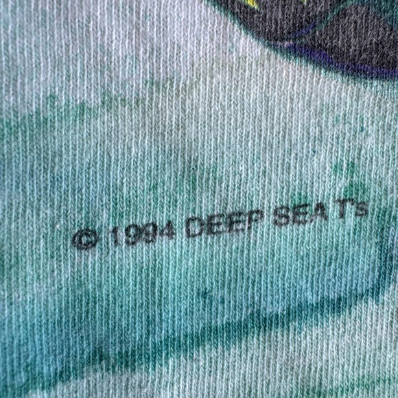 VTG 1994 Deep Sea T's Caribbean T-shirt sz XL All Over Print Single Stitch Fish - Picture 4 of 10